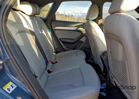 2018 Audi Q3 Premium z USA, uszkodzony, nr VIN WA1ECCFS4JR020864